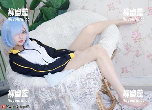 在Potato Godzilla的油亮作品中找到宝藏，图库资源总是让我意外！